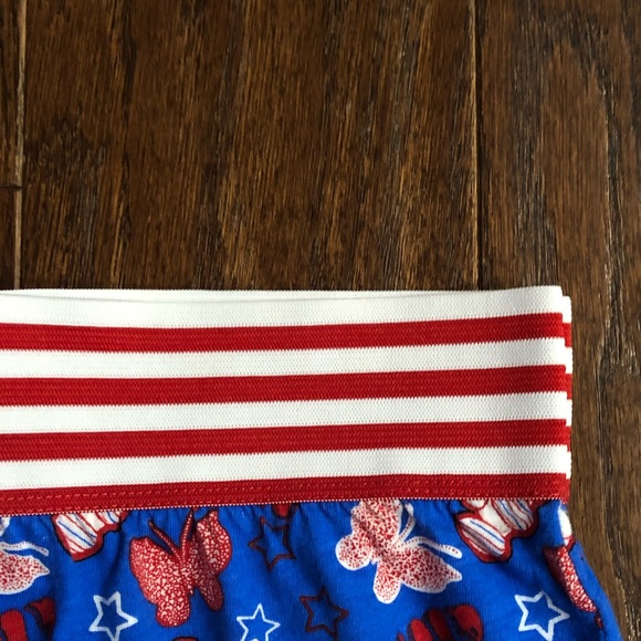 Like New, Snoopy Sleep Shorts - Picture 2 of 7